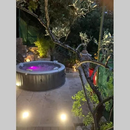 Les Clapiers Appartement Avec Jacuzzi Et Riviere. Mialet  Exterior foto
