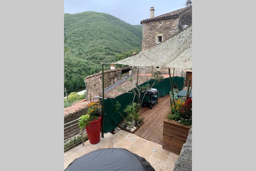 Apartment Les Clapiers Avec Jacuzzi Et Riviere.