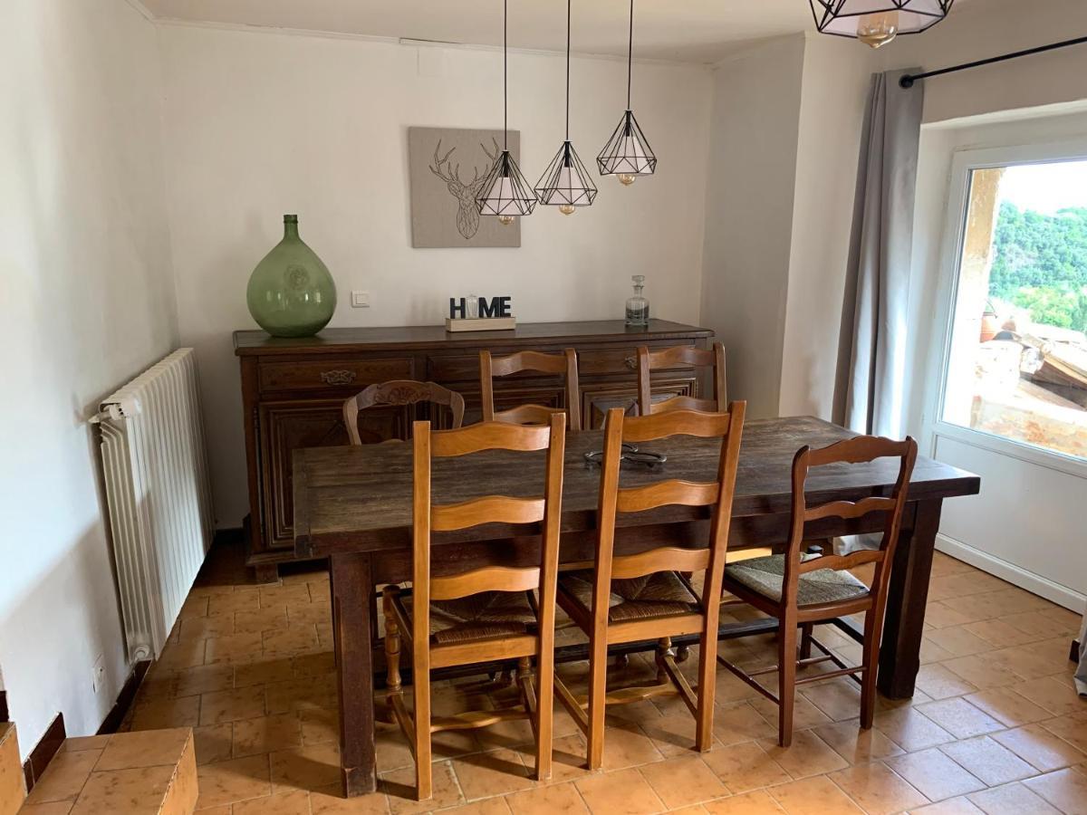 Les Clapiers Avec Jacuzzi Et Riviere. Apartment